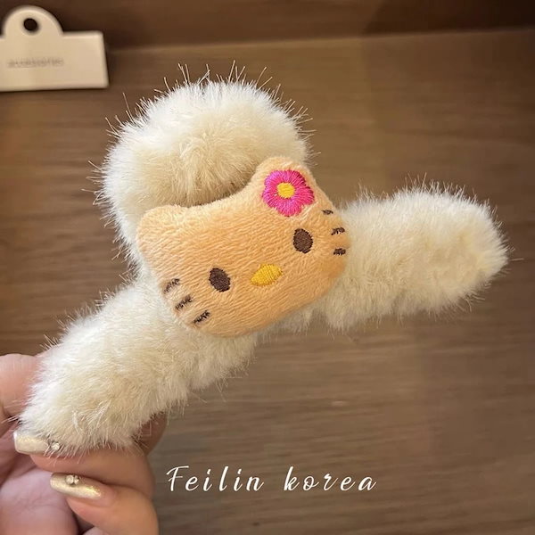 Qoo10] サンリオ 話題の新商品入荷 キティちゃんの可愛いク