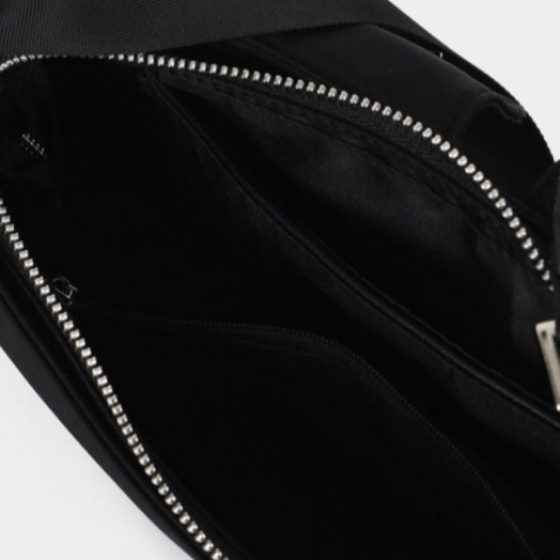 ブラックアップ [2,000個販売] [MADE] ポーポーツーポケットショルダーバッグ