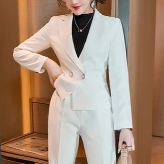 セットアップ ジャケット 上着 スーツ ロング丈 袖あり 長袖 スラックス ロールアップ プレス スリム アンクルパンツ タイトビジューボタン 上下セット 2点セット ツーピース かわいい lsu00 セットアップ ジャケット 上着 スーツ ロング丈 袖あり 長袖 スラックス ロールアップ プレス スリム アンクルパンツ タイトビジューボタン 上下セット 2点セット ツーピース かわいい lsu00