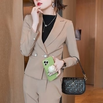 セットアップ ジャケット 上着 スーツ ロング丈 袖あり 長袖 スラックス ロールアップ プレス スリム アンクルパンツ タイトビジューボタン 上下セット 2点セット ツーピース かわいい lsu00 セットアップ ジャケット 上着 スーツ ロング丈 袖あり 長袖 スラックス ロールアップ プレス スリム アンクルパンツ タイトビジューボタン 上下セット 2点セット ツーピース かわいい lsu00