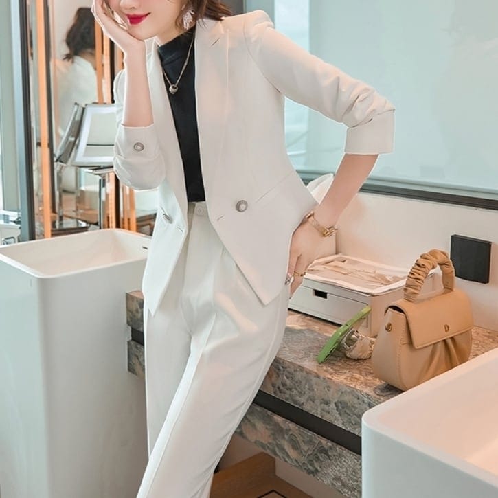 セットアップ ジャケット 上着 スーツ ロング丈 袖あり 長袖 スラックス ロールアップ プレス スリム アンクルパンツ タイトビジューボタン 上下セット 2点セット ツーピース かわいい lsu00 セットアップ ジャケット 上着 スーツ ロング丈 袖あり 長袖 スラックス ロールアップ プレス スリム アンクルパンツ タイトビジューボタン 上下セット 2点セット ツーピース かわいい lsu00
