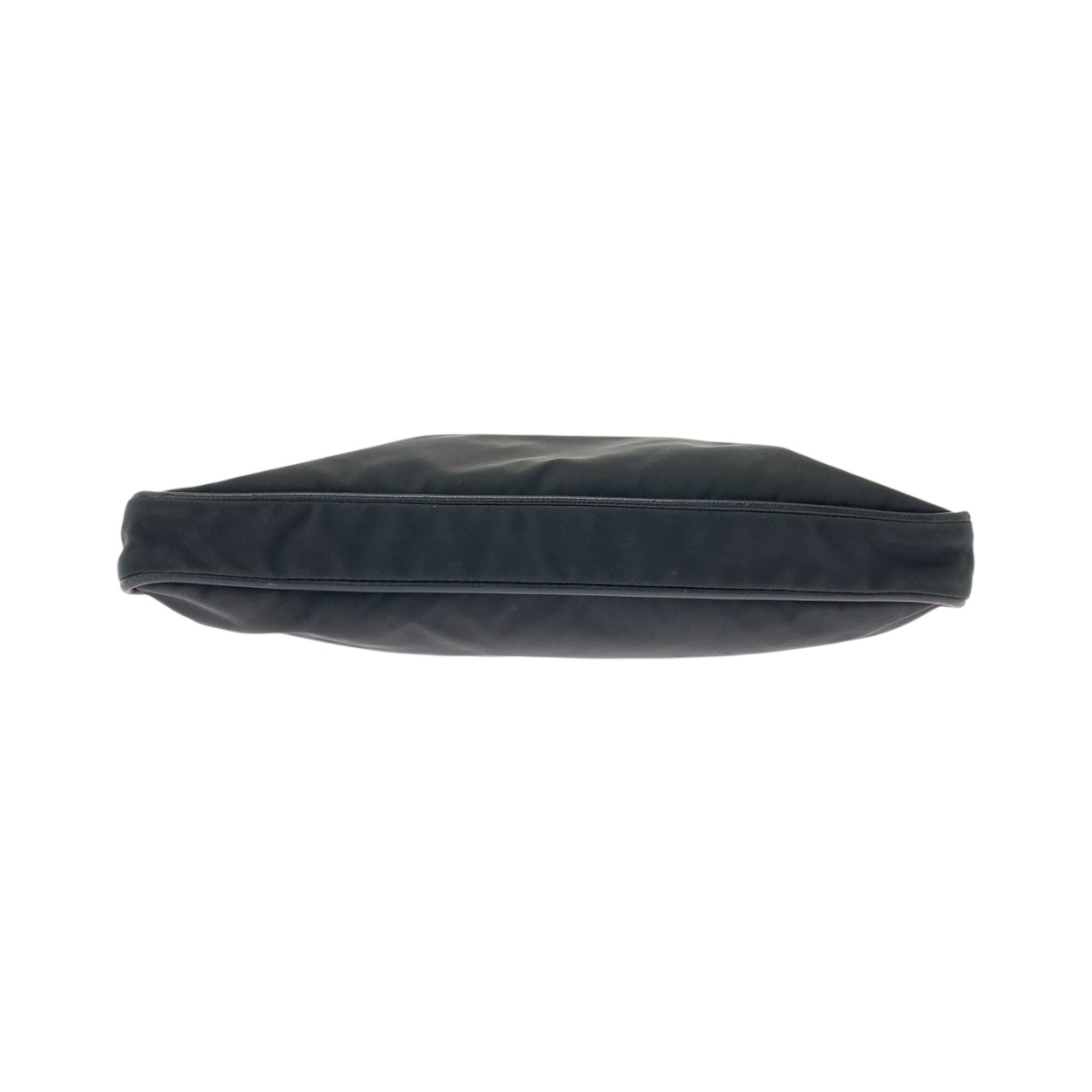 美品 テスート 三角ロゴプレート ブラック 黒 シルバー金具 ナイロン ショルダーバッグ メッセンジャーバッグ レディース 504045 美品 テスート 三角ロゴプレート ブラック 黒 シルバー金具 ナイロン ショルダーバッグ メッセンジャーバッグ レディース 504045