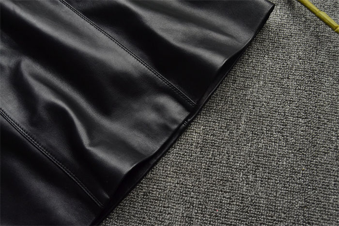 贩売促进 スカート 本革 ラムレザー ミニスカート レザー カジュアル きれいめ 可愛い お洒落 シンプル お出かけ 着回し 普段着 デート 無地 ハイウエスト 可愛 ショート丈 秋冬 OL ゆったり