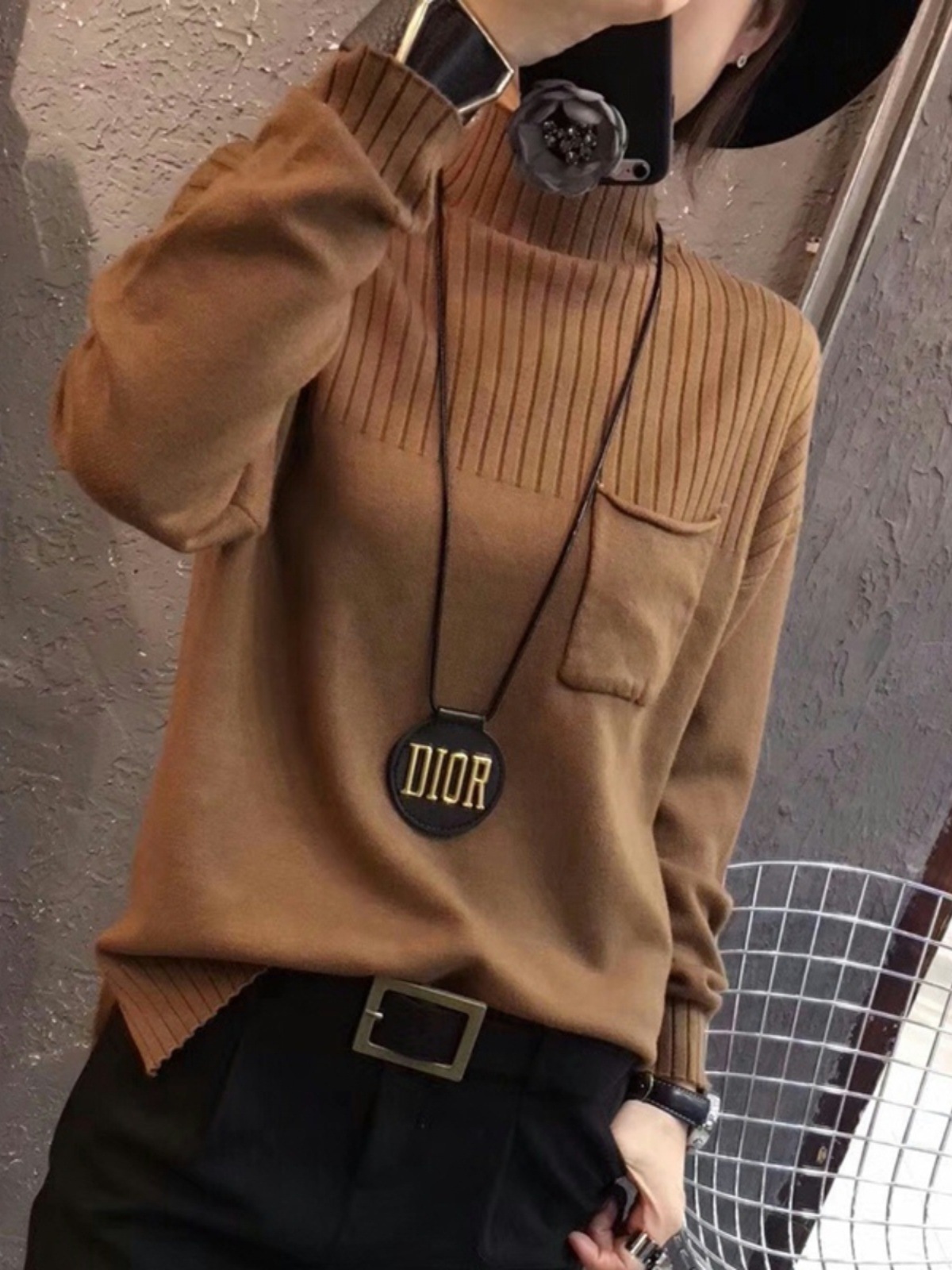 トップス セーター 長袖 ハイネック プルオーバー ミディアム丈 胸ポケット かわいい 大人可愛い きれいめ シンプル 上品 おしゃれ かっこいい カジュアル こなれ感 個性的 主役級 存在感 抜け感 トップス セーター 長袖 ハイネック プルオーバー ミディアム丈 胸ポケット かわいい 大人可愛い きれいめ シンプル 上品 おしゃれ かっこいい カジュアル こなれ感 個性的 主役級 存在感 抜け感