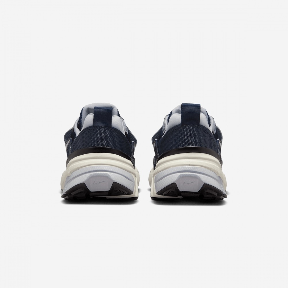 ナイキ V2K ラン HJ4497 400