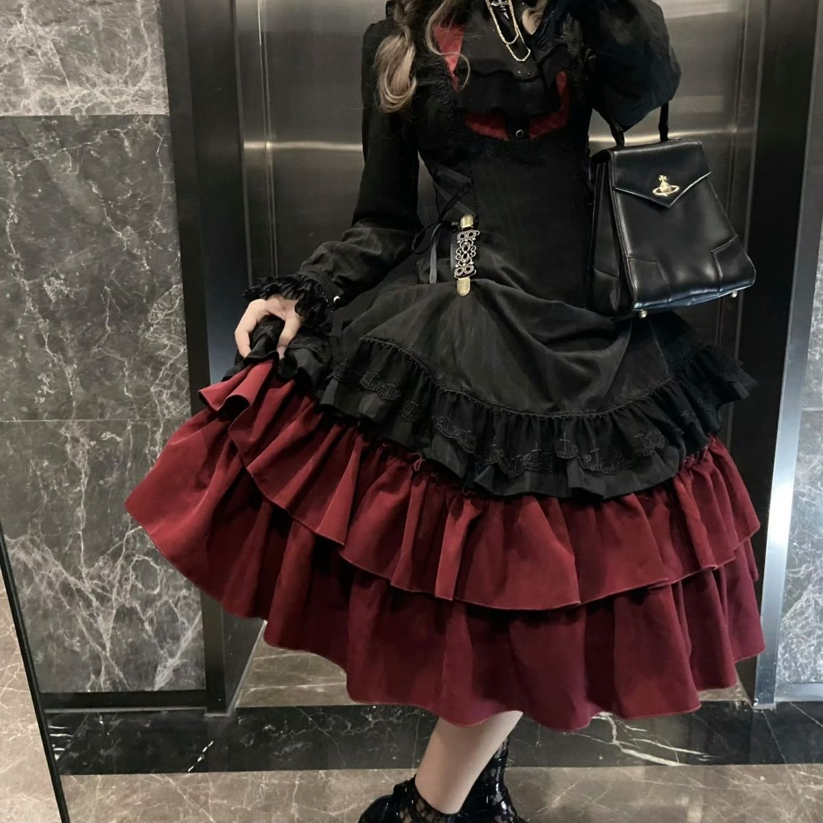 【急速出荷!】ロリータスカート 秋冬 ポワントマナーロリータ レトロストライプ エレガントゴシック 長袖 スタンドカラー 【急速出荷!】ロリータスカート 秋冬 ポワントマナーロリータ レトロストライプ エレガントゴシック 長袖 スタンドカラー