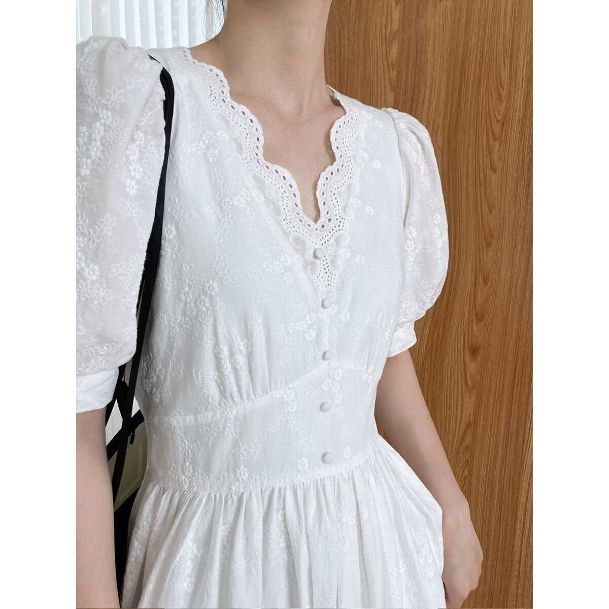 ワンピース 上着 人気 おすすめ おしゃれ お洒落 激安 安い プチプラ 半袖 Vネック ふわふわ パフスリーブ ふんわり Aライン 膝丈 花柄 レース 可愛い かわいい 韓国 シンプル l