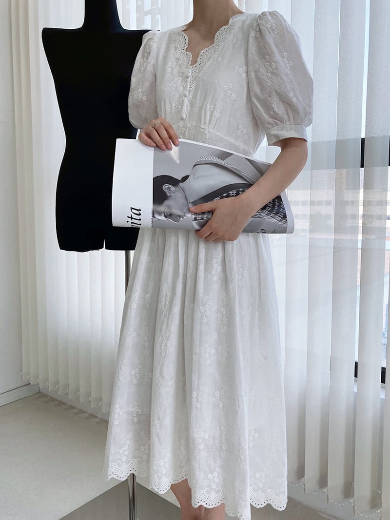 ワンピース 上着 人気 おすすめ おしゃれ お洒落 激安 安い プチプラ 半袖 Vネック ふわふわ パフスリーブ ふんわり Aライン 膝丈 花柄 レース 可愛い かわいい 韓国 シンプル l