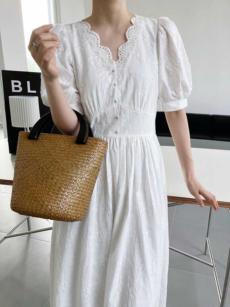 ワンピース 上着 人気 おすすめ おしゃれ お洒落 激安 安い プチプラ 半袖 Vネック ふわふわ パフスリーブ ふんわり Aライン 膝丈 花柄 レース 可愛い かわいい 韓国 シンプル l