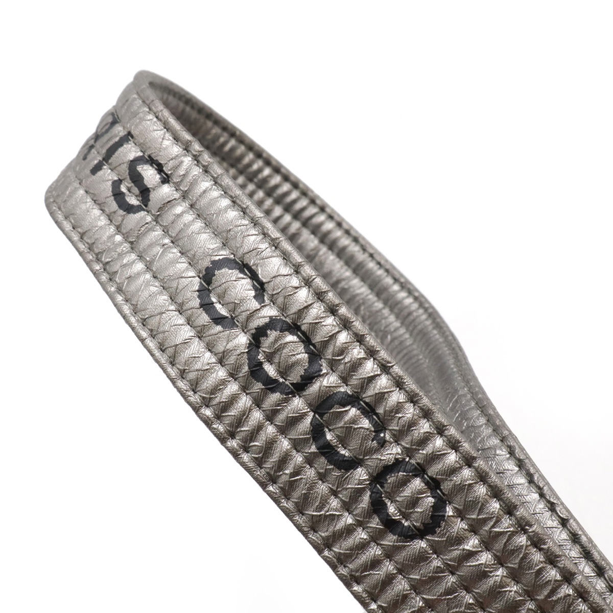 アンリミテッド ショルダーバッグ ポシェット 斜め掛け ナイロン シルバー ブラック 黒 シルバー金具 A4653 アンリミテッド ショルダーバッグ ポシェット 斜め掛け ナイロン シルバー ブラック 黒 シルバー金具 A4653