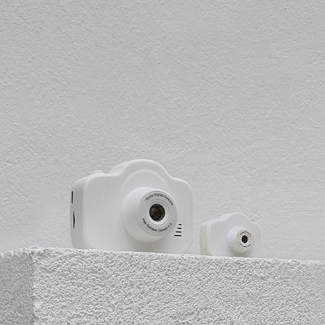 キュートなミニキーホルダーデジタルカメラ [B5CA-01K] WHITE 公式正規品 ミニカメラ キーホルダーカメラ フィルター付き レトロカメラ 手のひらサイズ 韓国雑貨