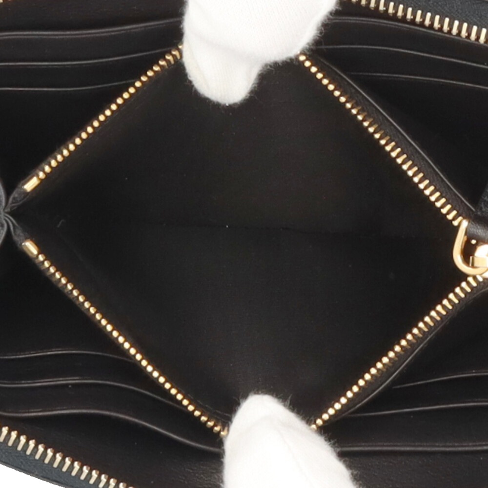 プラダ 長財布 ナイロン 1M0506 PRADA 中古 美品 プラダ 長財布 ナイロン 1M0506 PRADA 中古 美品