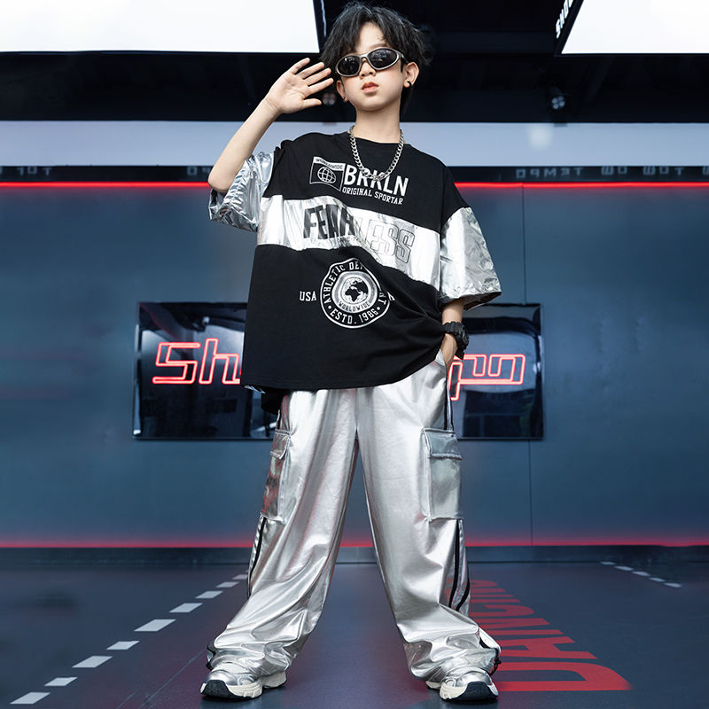 子供の街のダンスのスーツは街の男の子のヒップホップの銀色の半袖の子供のhiphopのショーの棚の太鼓の出演する服の潮を揚げます