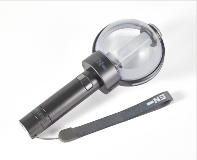 【 当日出発 】ENHYPEN OFFICIAL LIGHT STICK ver2 [公式フォトカード7枚包含+当店特典公式ランダムトレカ1枚]エナイプン ペンライト 応援棒 公式グッズ