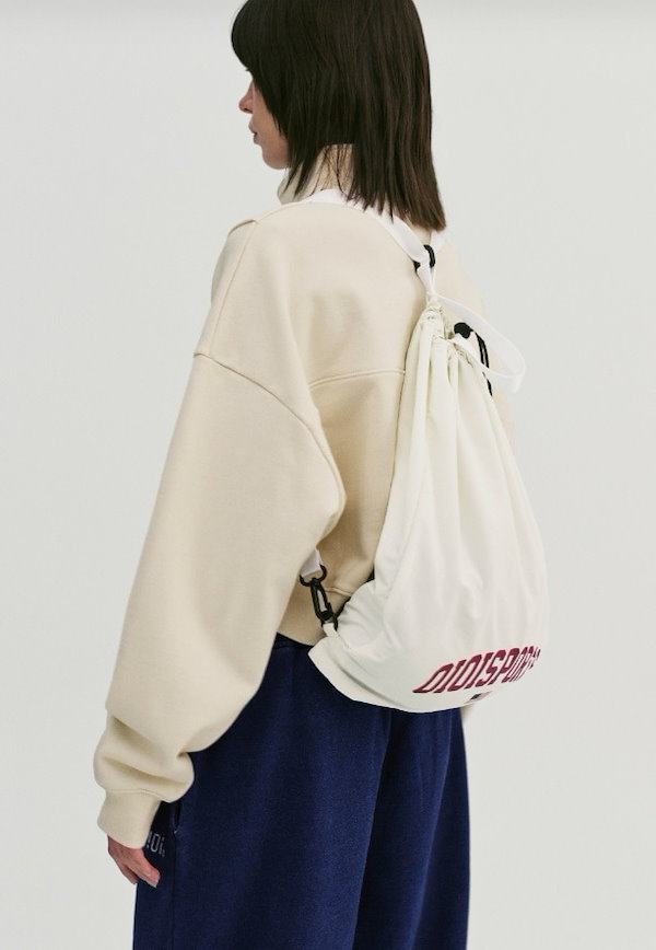 Qoo10] OIOICOLLECTION [NewJeans ヘリン着用]FLAG