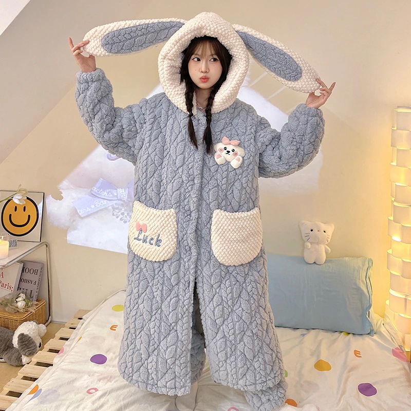 サンゴのベルベットとベルベットの厚いパジャマ女性秋冬の三階に綿を挟んで暖かい冬のパジャマがかわいい帽子の家の服 サンゴのベルベットとベルベットの厚いパジャマ女性秋冬の三階に綿を挟んで暖かい冬のパジャマがかわいい帽子の家の服