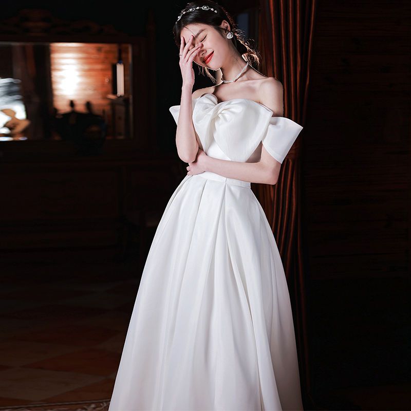ホワイトドレス新作フレンチ花嫁ライトウエディングドレス 気質 結婚式 演奏会 発表会 卒業式 成人式 同窓会 ドレス