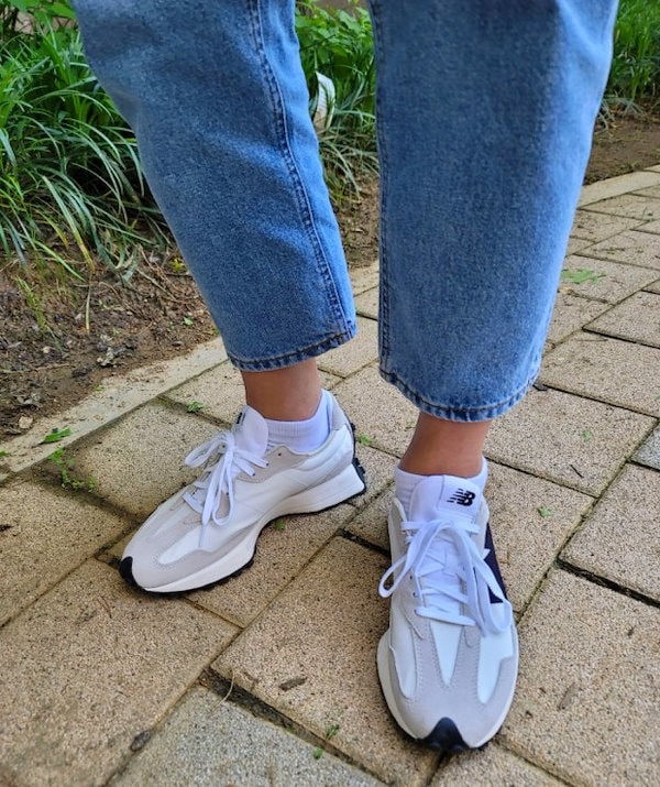 Qoo10] new balance SEA SALT MS327FE ニュー