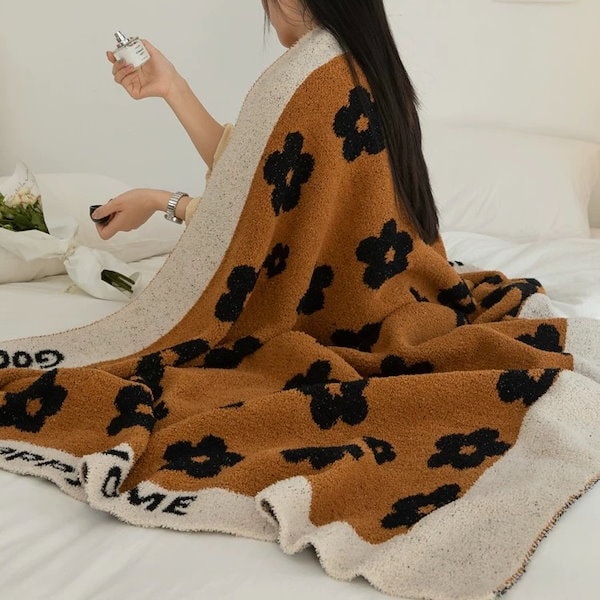 Qoo10] ブラウン 花柄 ブランケット 130×1