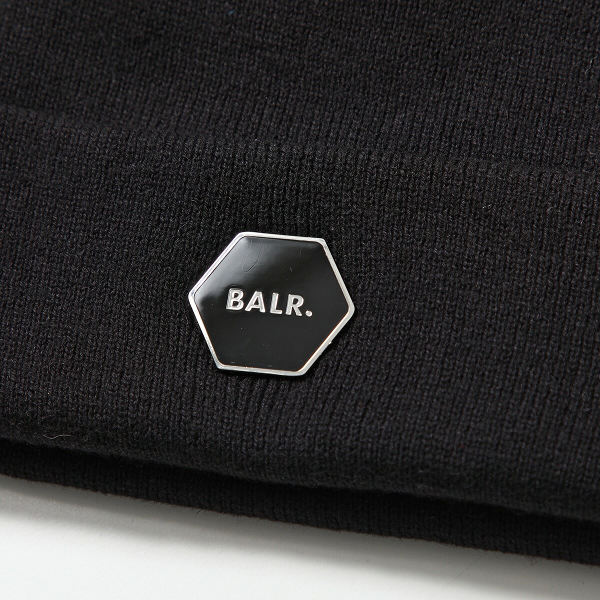 BALR. ボーラー ニット帽 HEXLINE BADGE BEANIE ヘクスライン バッジ ビーニー B6120.1009 メンズ ニットキャップ メタルロ BALR. ボーラー ニット帽 HEXLINE BADGE BEANIE ヘクスライン バッジ ビーニー B6120.1009 メンズ ニットキャップ メタルロ
