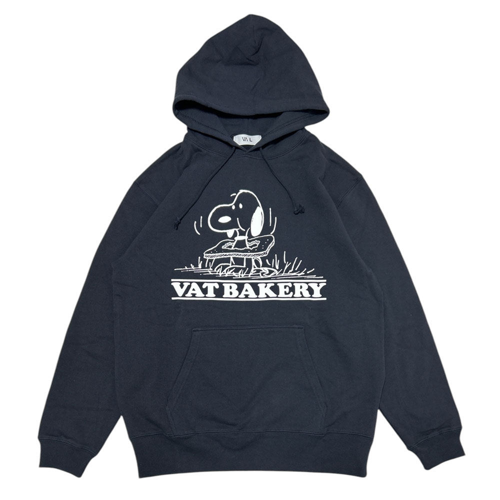 ヴイエー V.A. VAT BAKERY PEANUTS HOODIE ピーナッツ パーカー Various Artists スヌーピー 211-000879-057 ヴイエー V.A. VAT BAKERY PEANUTS HOODIE ピーナッツ パーカー Various Artists スヌーピー 211-000879-057