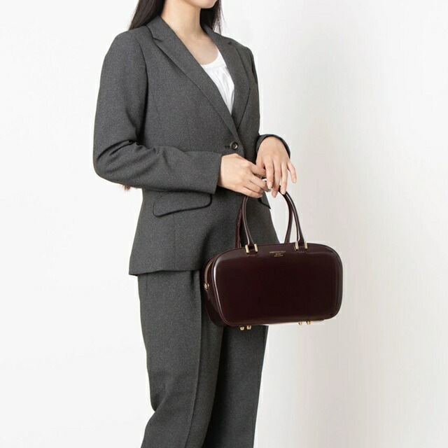 CHRISTIAN VILLA クリスチャンヴィラ ハンド バッグ 2WAY ショルダーバッグ レディース イタリア製 牛革 ガラスレザー 6345 新カラー 25AW CHRISTIAN VILLA クリスチャンヴィラ ハンド バッグ 2WAY ショルダーバッグ レディース イタリア製 牛革 ガラスレザー 6345 新カラー 25AW