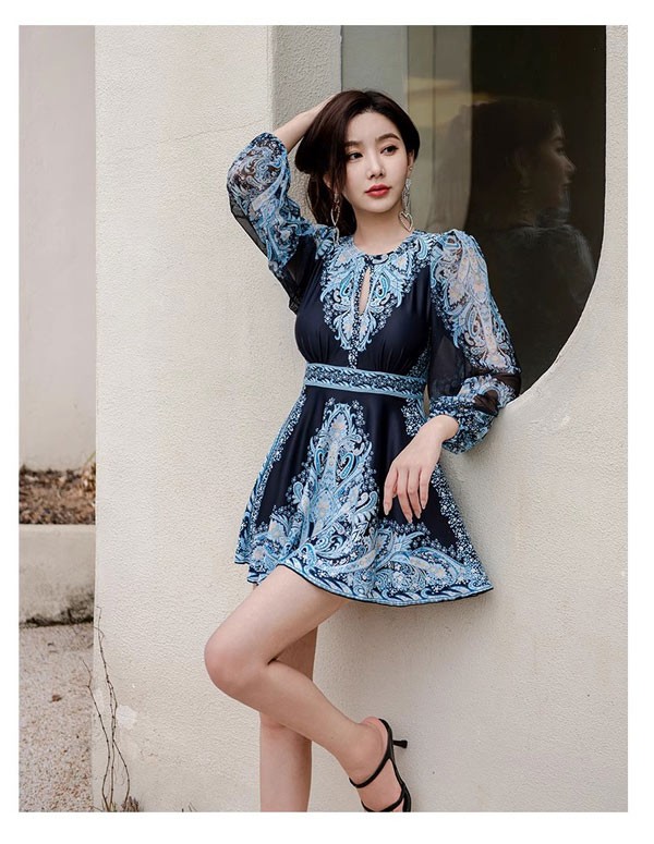 今も人気！ワンピース水着 エスニック 服みたいな 水着 長袖 透け感あり パッド付 レディース ラウンドネック 着痩せ レトロ風 セクシー 写真映え 撮影用 海 夏 サマー プール リゾート かわいい