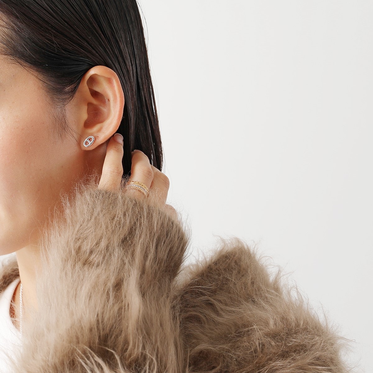 HERMES エルメス ピアス シェーヌダンクル ファランドール Chaine dAncre TPM FARANDOLE H113502B ミニ スタッド silver925 ロゴ シルバー HERMES エルメス ピアス シェーヌダンクル ファランドール Chaine dAncre TPM FARANDOLE H113502B ミニ スタッド silver925 ロゴ シルバー