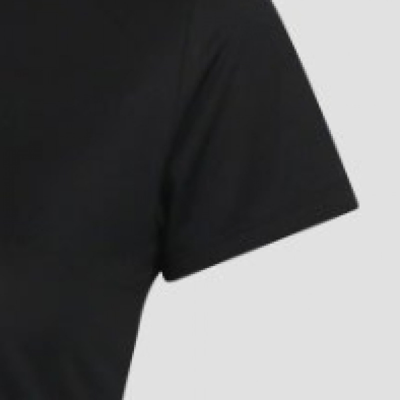 ニューバランス女性用ショートスリーブ T シャツコアランブラック WT11205-BK