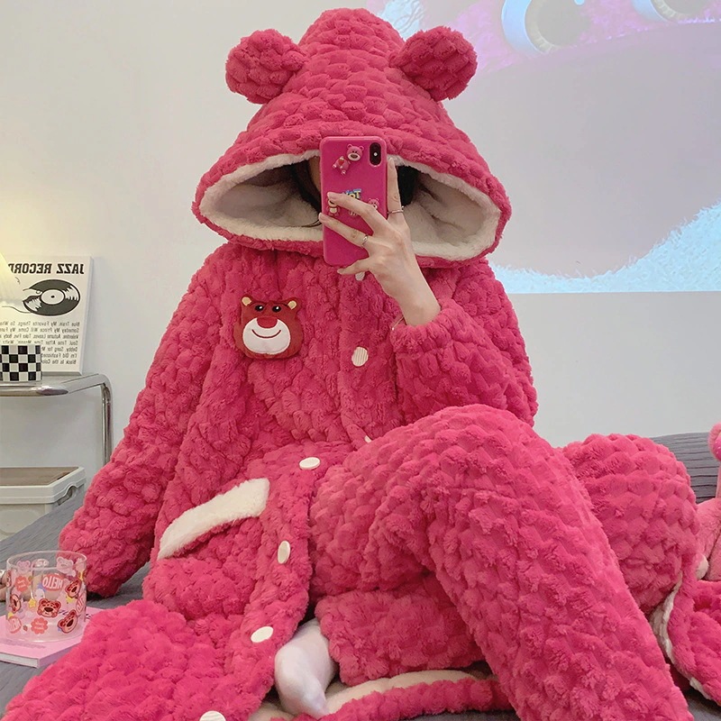 サンゴのベルベットの寝衣の女性秋冬の新しいベルベットの厚い綿のパジャマの中の長いフランネルの家庭服 サンゴのベルベットの寝衣の女性秋冬の新しいベルベットの厚い綿のパジャマの中の長いフランネルの家庭服