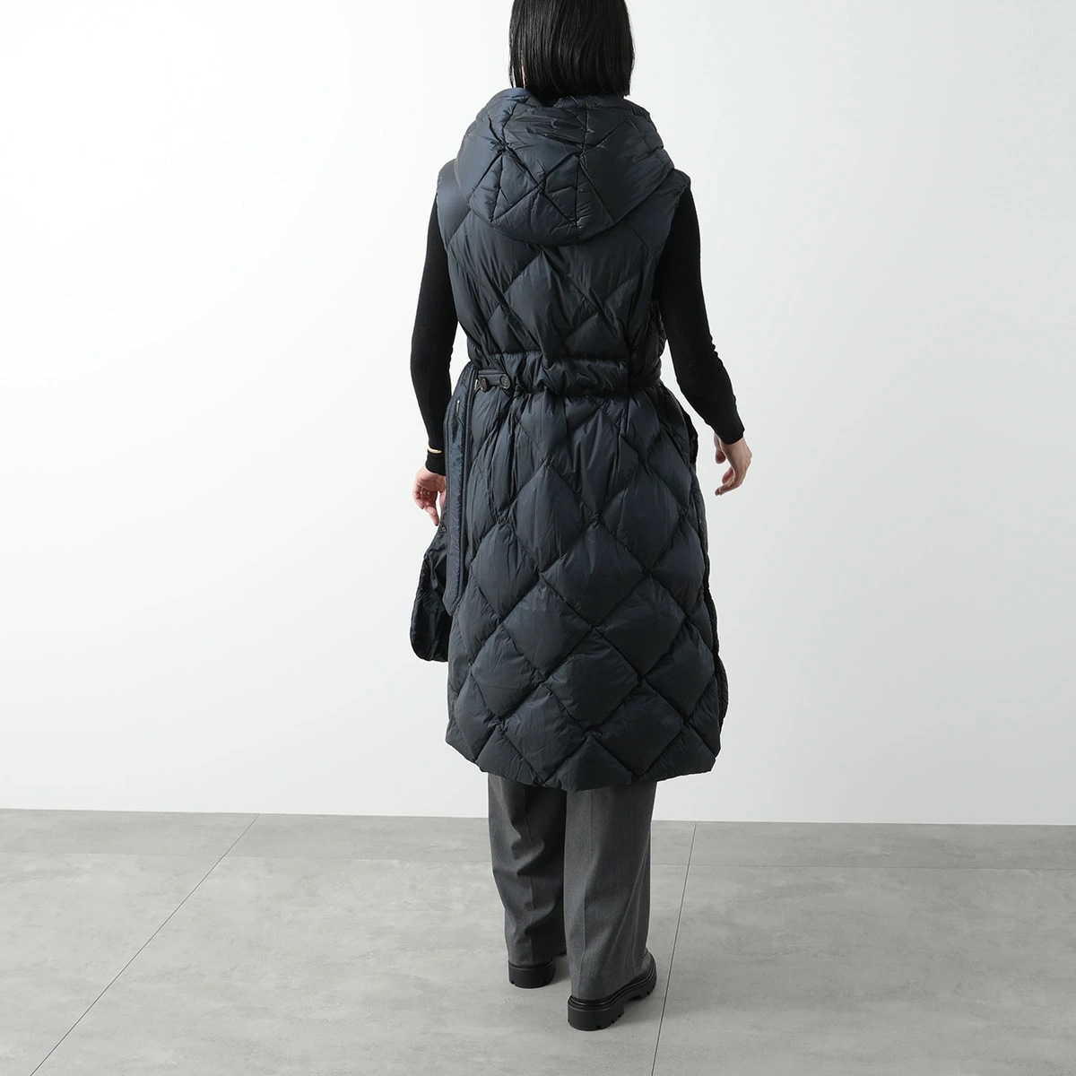 MAX MARA The Cube マックスマーラ ザ キューブ ダウンベスト