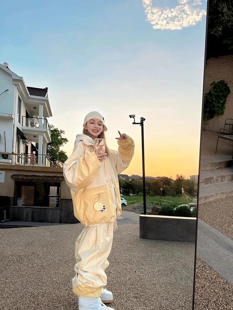 【急速出荷!】スノーボードウェア 2024 2025 上下セット レディース メンズ 防水15000 ジャケット アウター パンツ スノボー スキーウェア スノボウェア 韓国風 防水防寒防雪保温防風 【急速出荷!】スノーボードウェア 2024 2025 上下セット レディース メンズ 防水15000 ジャケット アウター パンツ スノボー スキーウェア スノボウェア 韓国風 防水防寒防雪保温防風