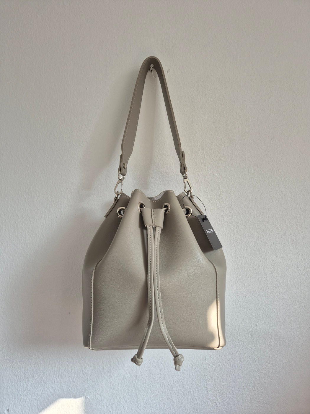 1+1 こんなのあり選びカラーに迷わず2個GET夢の1+1 14色のデイリーバケットバッグセット企画数量限定 1+1 こんなのあり選びカラーに迷わず2個GET夢の1+1 14色のデイリーバケットバッグセット企画数量限定