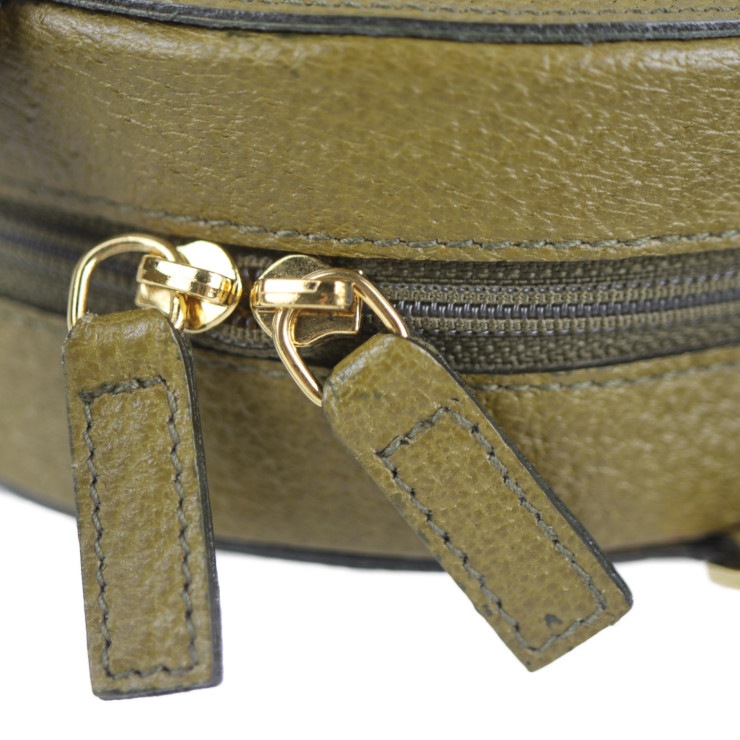 超美品 BVLGARI ブルガリ ショルダーバッグ - Yoyo ヨーヨー B-ZERO1 ビーゼロワン レザー カーキグリーン系 ポシェット ラウンド ロゴ【本物保証】 超美品 BVLGARI ブルガリ ショルダーバッグ - Yoyo ヨーヨー B-ZERO1 ビーゼロワン レザー カーキグリーン系 ポシェット ラウンド ロゴ【本物保証】