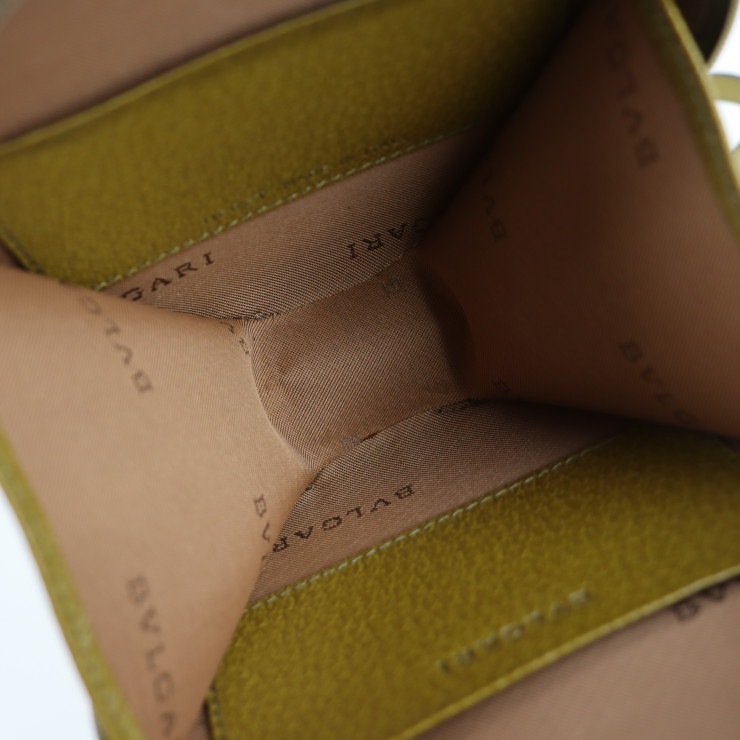 超美品 BVLGARI ブルガリ ショルダーバッグ - Yoyo ヨーヨー B-ZERO1 ビーゼロワン レザー カーキグリーン系 ポシェット ラウンド ロゴ【本物保証】 超美品 BVLGARI ブルガリ ショルダーバッグ - Yoyo ヨーヨー B-ZERO1 ビーゼロワン レザー カーキグリーン系 ポシェット ラウンド ロゴ【本物保証】