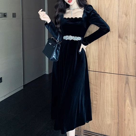 レディース ワンピース ドレス フレア ミニ 膝下 ミモレ 長袖 スクエアネック Aライン ベルト ウエストマーク ハイウエスト 薄手 ベロア ベルト付き かわいい 大人可愛い きれいめ シンプル