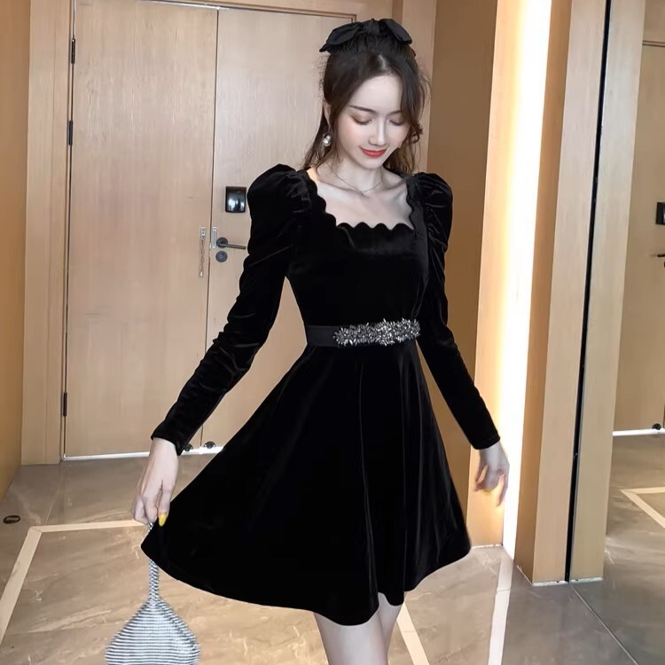 レディース ワンピース ドレス フレア ミニ 膝下 ミモレ 長袖 スクエアネック Aライン ベルト ウエストマーク ハイウエスト 薄手 ベロア ベルト付き かわいい 大人可愛い きれいめ シンプル