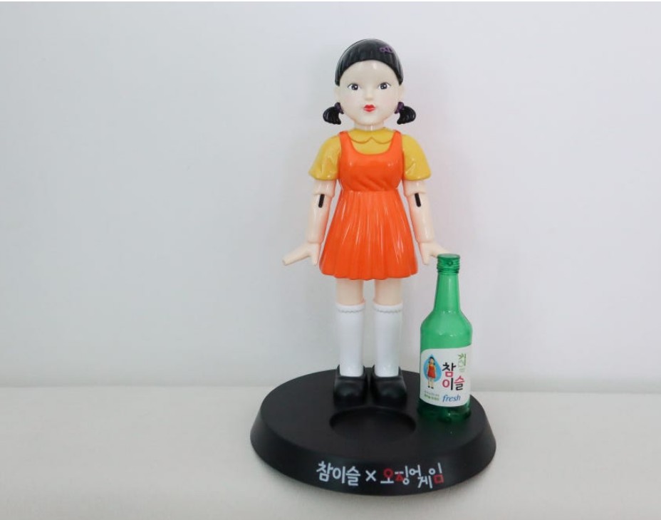 チャミスル コラボ X ネットフリックス イカゲーム2 グッズ スペシャルエディション ヨンヒフィギュア チャミスル コラボ X ネットフリックス イカゲーム2 グッズ スペシャルエディション ヨンヒフィギュア