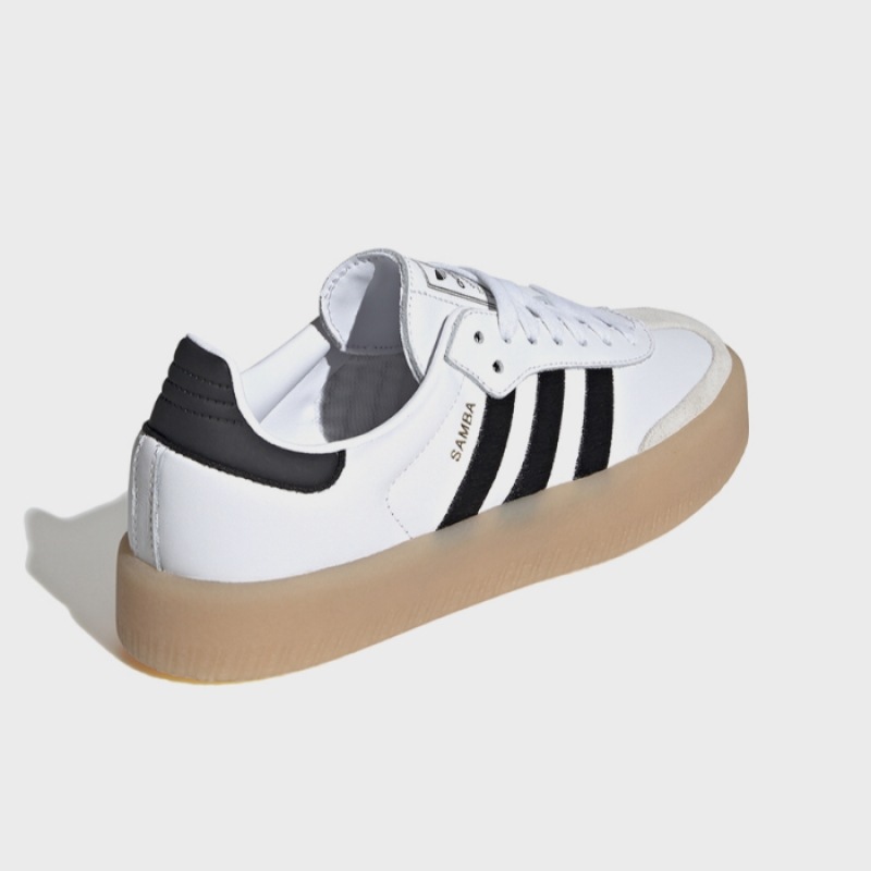 アディダストリプル-ホワイト/IG5744 アディダストリプル-ホワイト/IG5744