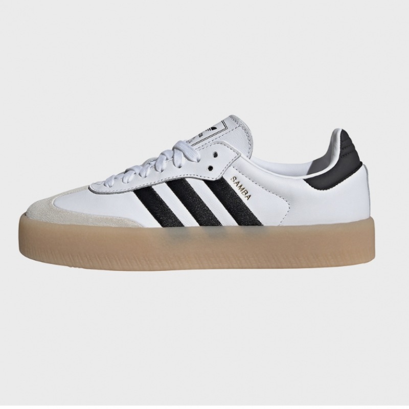 アディダストリプル-ホワイト/IG5744 アディダストリプル-ホワイト/IG5744