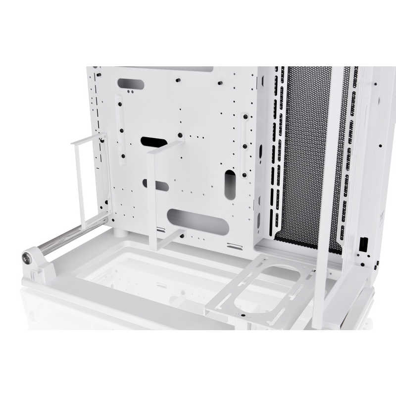 THERMALTAKE　PCケース Core P3 TG Pro Snow Edition ホワイト　CA-1G4-00M6WN-09