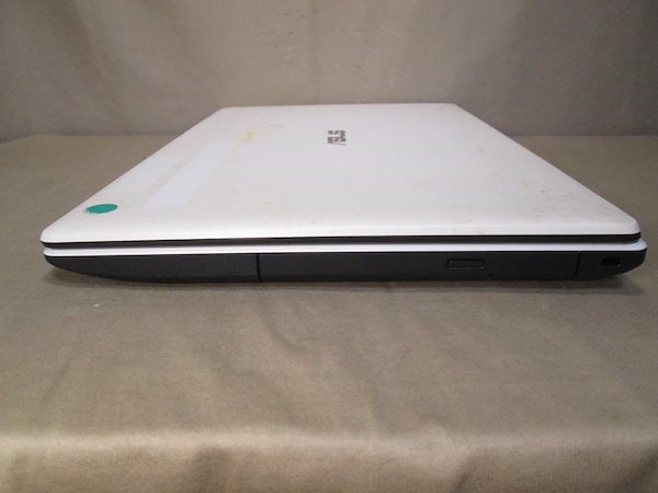 X551MA-SX132H【Celeron N2815 1.86GHz】　【Windows8モデル】 均一／電源投入可 ジャンク　 [90403]