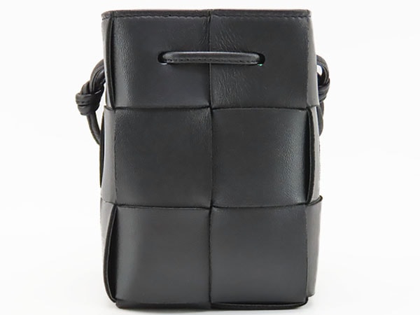 超美品ボッテガヴェネタイントレチャートミニカセットクロスボディバケットバッグショルダーバッグショルダーポーチ 超美品ボッテガヴェネタイントレチャートミニカセットクロスボディバケットバッグショルダーバッグショルダーポーチ