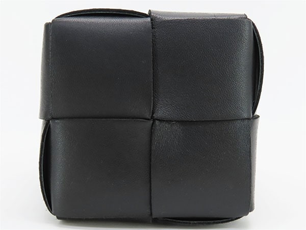 超美品ボッテガヴェネタイントレチャートミニカセットクロスボディバケットバッグショルダーバッグショルダーポーチ 超美品ボッテガヴェネタイントレチャートミニカセットクロスボディバケットバッグショルダーバッグショルダーポーチ