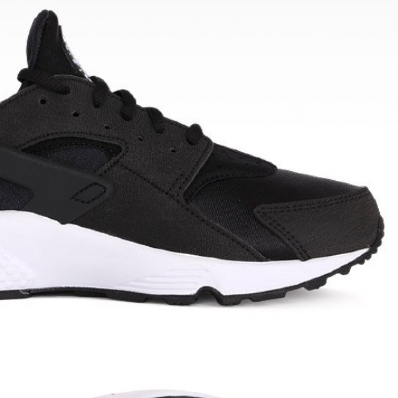 ナイキスニーカー 634835-006 W ハリケーンラン ナイキスニーカー 634835-006 W ハリケーンラン