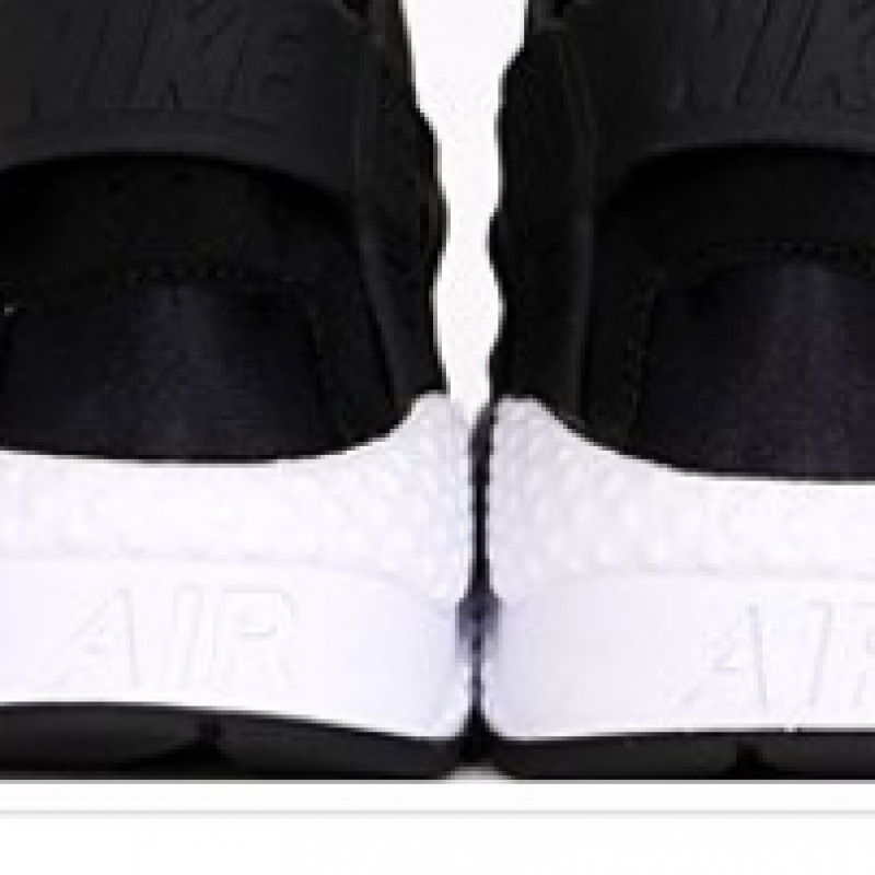 ナイキスニーカー 634835-006 W ハリケーンラン ナイキスニーカー 634835-006 W ハリケーンラン