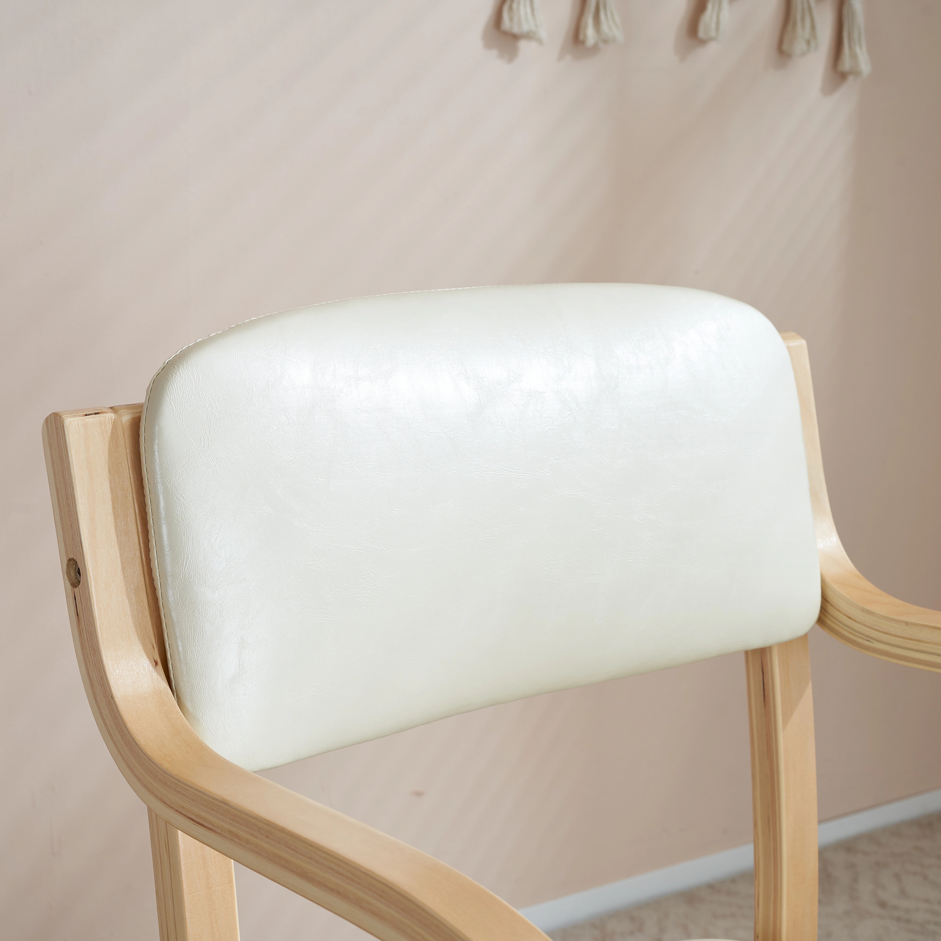 【国内発送M】404【目玉新作】ベージュ PU ダイニングチェア 木製 椅子 介護チェア イス 5色選択可能 リビング 【国内発送M】404【目玉新作】ベージュ PU ダイニングチェア 木製 椅子 介護チェア イス 5色選択可能 リビング