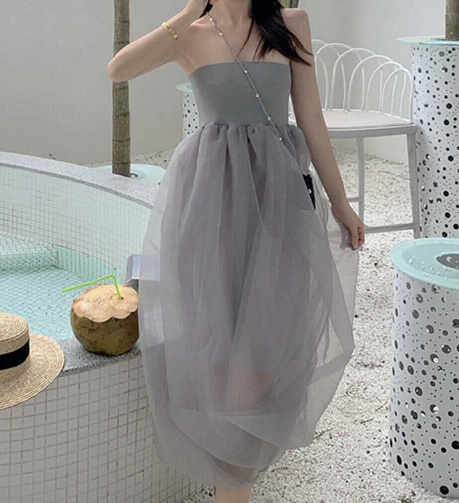 ワンピース 上着 人気 おすすめ おしゃれ お洒落 激安 安い プチプラ オフショルダー 肩出し ノースリーブ ふわふわ ふんわり 膝丈 無地 シースルー シアー 透け ポリエステル lon