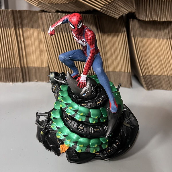 ダイアモンドセレクト　スパイダーマン　1/2スケールバスト　スタチュー　マーベル ダイアモンドセレクト スパイダーマン 1/2スケールバスト スタチュー