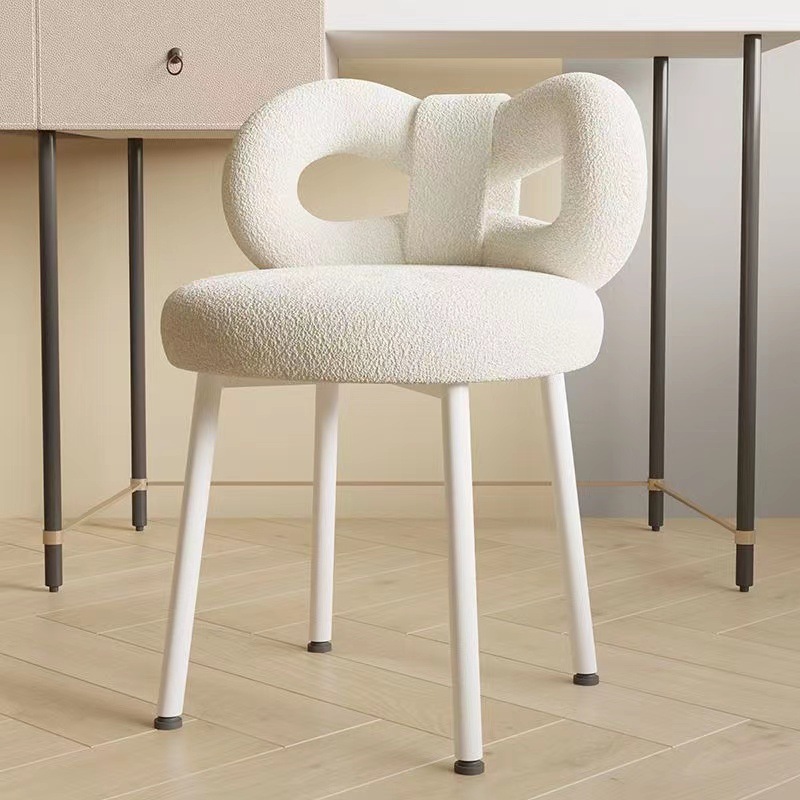 ベロア調のキュートなドレッシングチェア ベロア調のキュートなドレッシングチェア